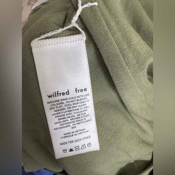 Aritzia Wilfred Free Sage Green T-Shirt Dress Size Small - Picture 5 of 6